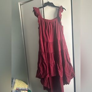 High low midi dress in red wine color